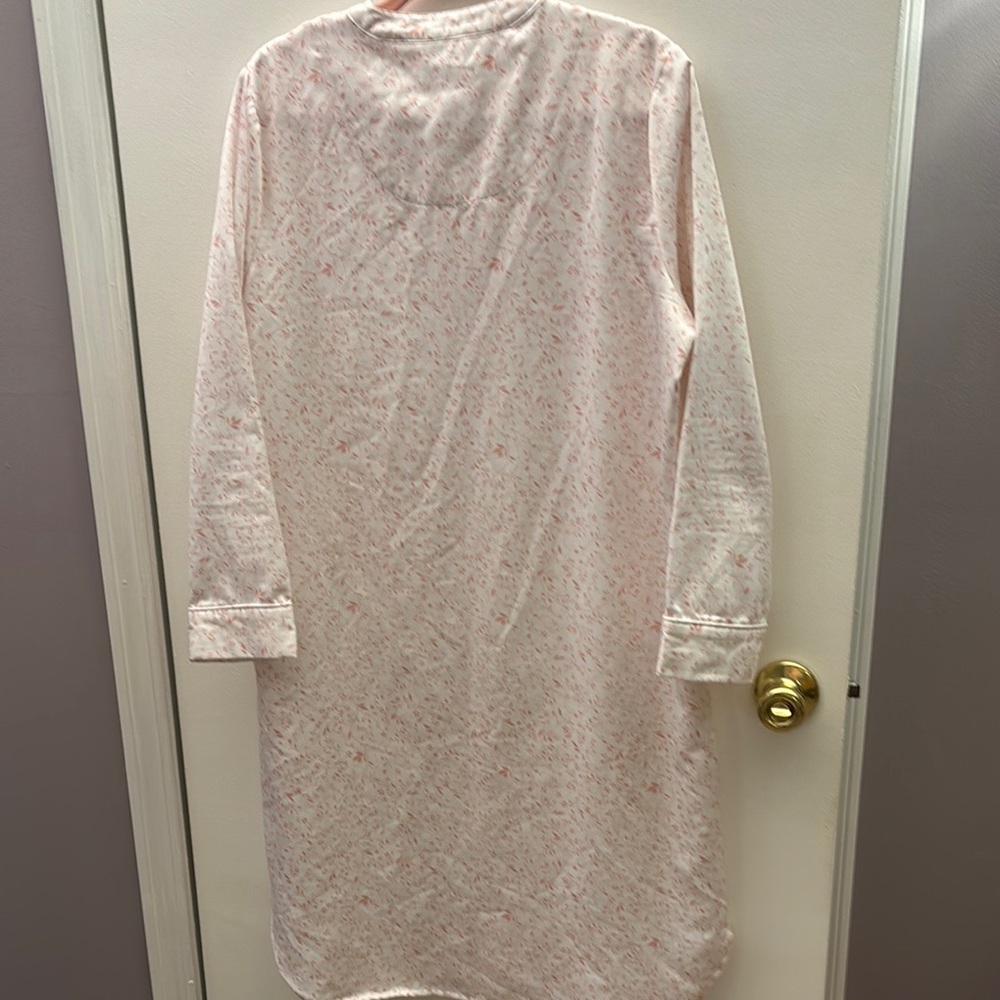 WinterSilks Floral Button-Up Nightgown - Picture 3 of 4